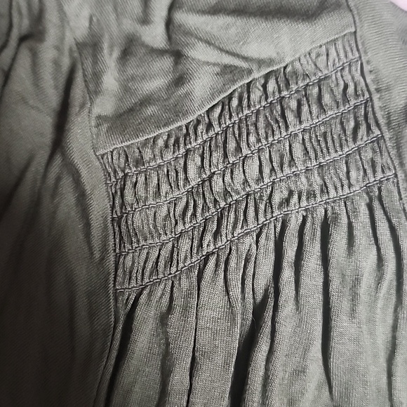 Nwot Sz XL Olive Green Ss Luxe Button-Front Women’s Tee - Picture 3 of 6